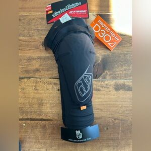 Troy Lee Designs Black Knee Guard